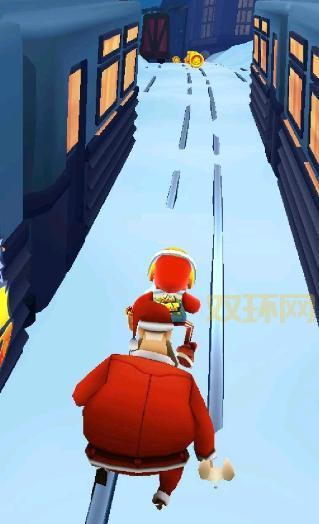 地铁跑酷雪地版全皮肤：冰雪世界，尽情奔跑！