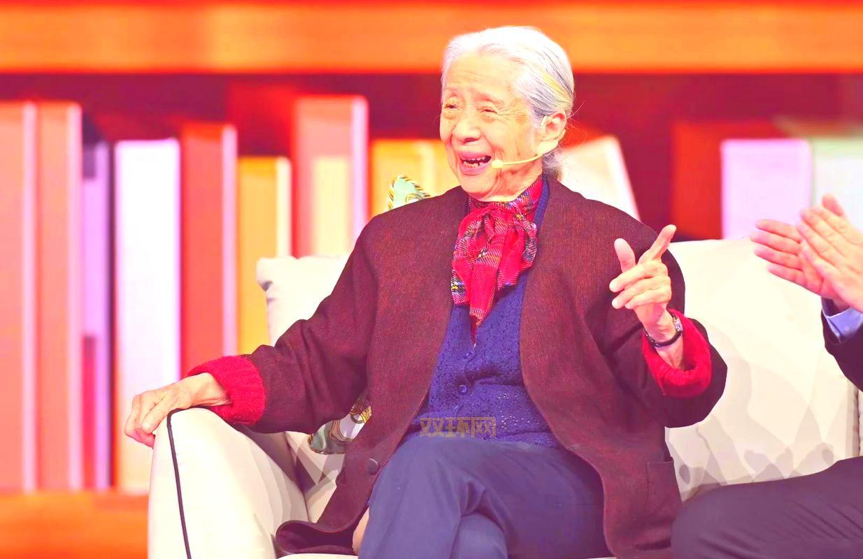 哇塞FM官网下载：最新版免费下载，海量广播剧等你听！