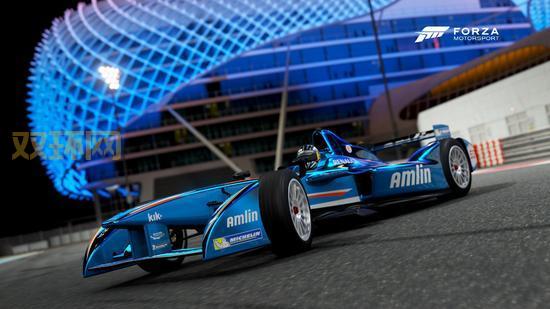 NFS Most Wanted秘籍与技巧分享：轻松驾驭顶级赛车