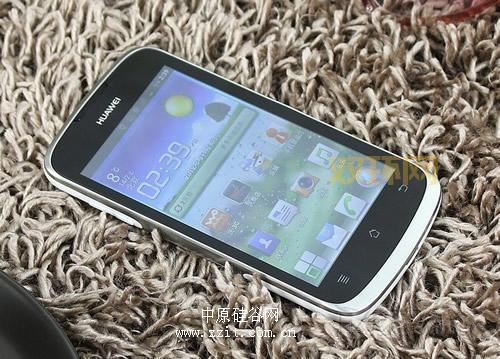 华为U8818评测：千元机中的性价比之选