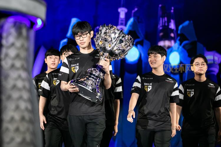 2016英雄联盟季中赛精彩瞬间与赛事回顾