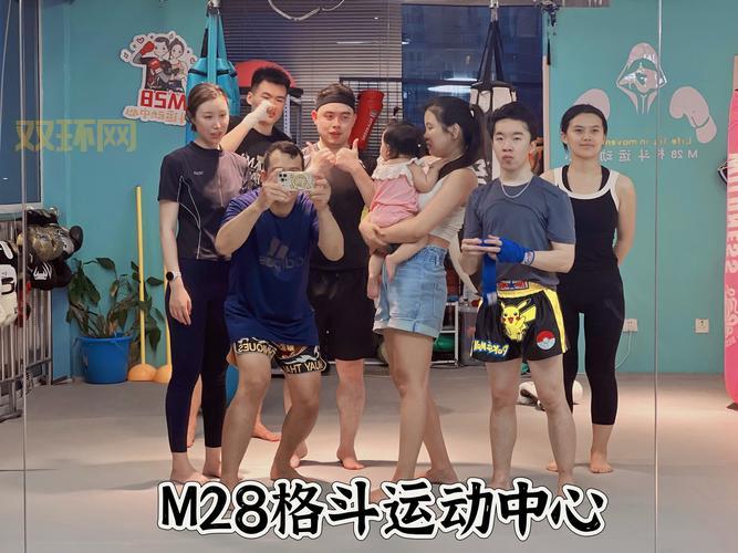 玩转3D拳击格斗游戏，体验拳拳到肉的真实打击感