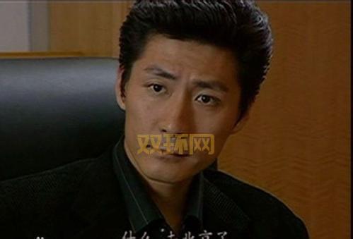 方芸：张子健背后的女人，知性与智慧的完美结合