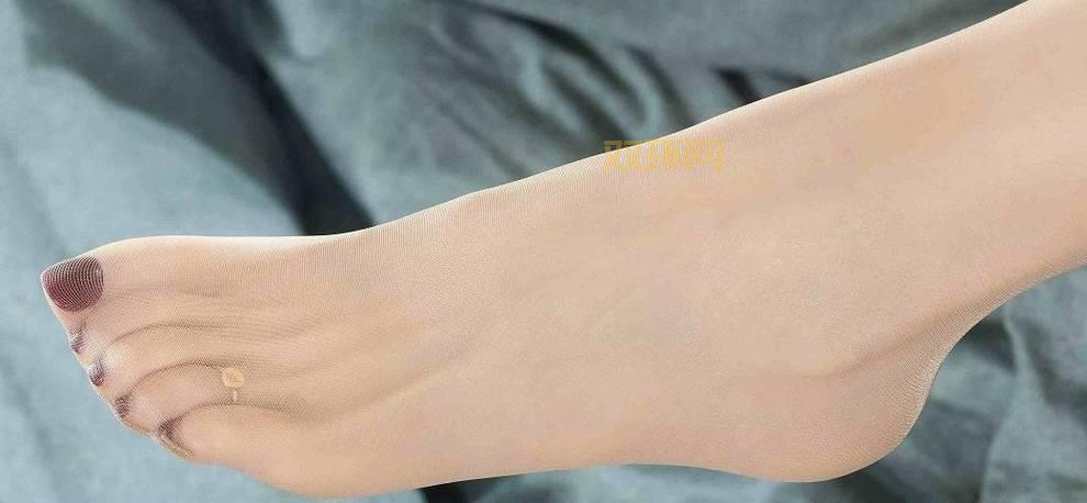 丝袜会所揭秘：一场充满诱惑与危险的秘密故事