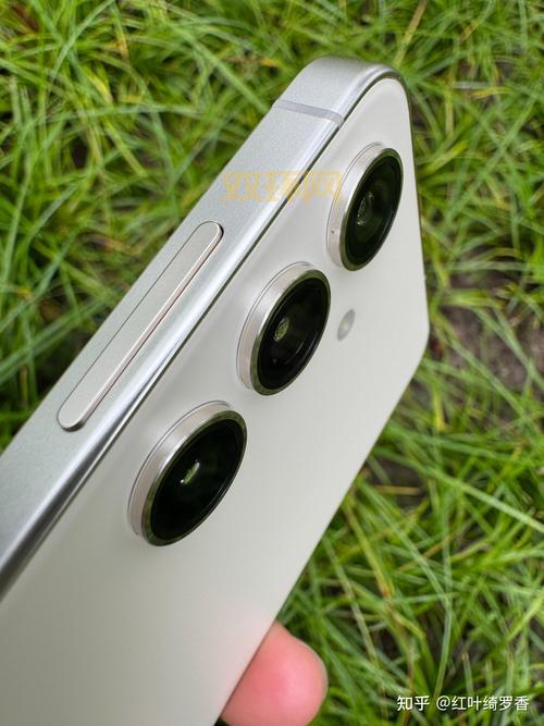 三星s4开箱视频来了！老手机上手初体验分享！