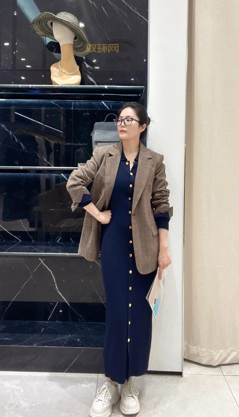 想看小S的INS？这里有最全的INS内容实时更新！