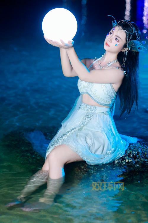 手机上能玩的珍珠美人鱼小游戏，随时随地都能变身美人鱼！